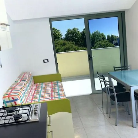 Colorful With Pool Apartament *