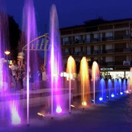 Colorful With Pool Apartament